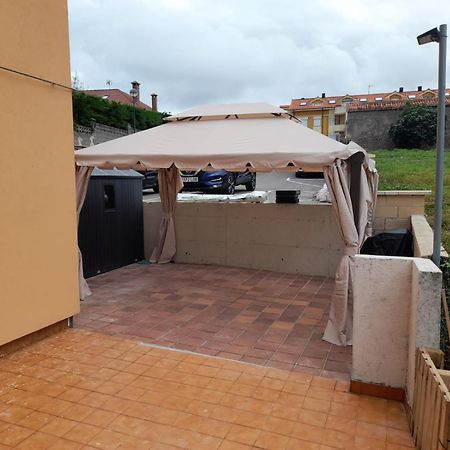 Con Vistas Al Mar Y Aparcamiento Gratis Lägenhet Suances Exteriör bild